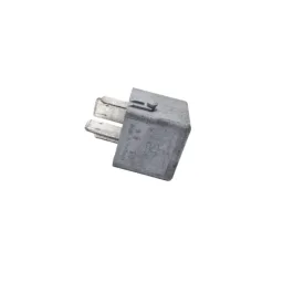RELÉ A0025422619 MERCEDES