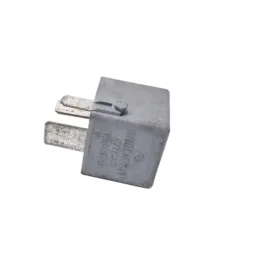 RELÉ A0025422619 MERCEDES