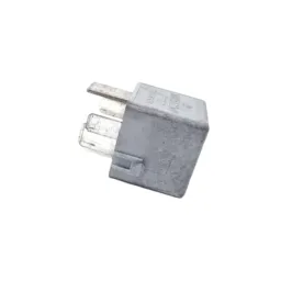 RELÉ A0025422619 MERCEDES