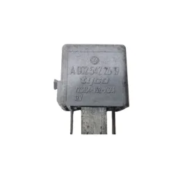 RELÉ A0025422619 MERCEDES