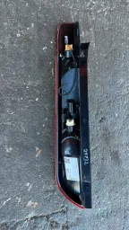LANTERNA TRASEIRA DIREITA FOCUS HATCH 2008 A 2013