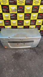 Tampa Traseira Vectra 1997 1998 a 1999 Com Detalhe Prata