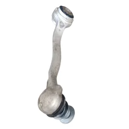 braço inferior dianteiro esquerdo Mercedes C200 C180 2016