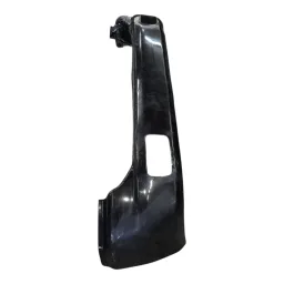 PARA-CHOQUE TRASEIRO PAJERO SPORT 1999 A 2006 DETALHE