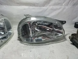 Farol Direito Corsa 1995 1996 a 2010 Lente Lisa