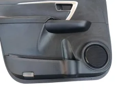 FORRO PORTA DIANTEIRO ESQ HILUX SW4 2016/2022  67764-X7A07