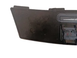 ACABAMENTO PORTA MALAS DIREITO AUDI A3 1997 2005 8L0863990A
