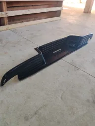 PISANTE PARA CHOQUE TRAS FORD RANGER 2012 A 2016
