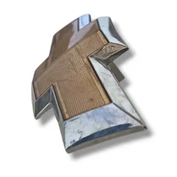 EMBLEMA DIANTEIRA CHEVROLET CELTA 2011 2013