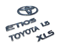 Kit Emblema Tampa Traseira Etios XLS 1.5 2017/2018