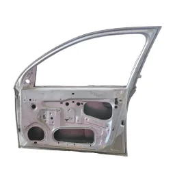 PORTA DIANTEIRA DIREITA CORSA 2003 A 2012 MONTANA 2004/2010