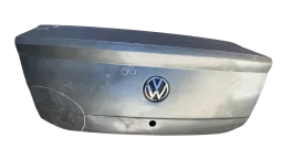Tampa Traseira Volkswagen Voyage G5 2009 A 2012 Com Detalhe
