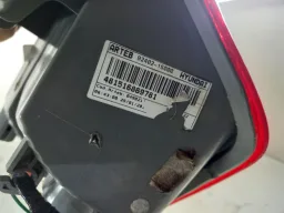 LANTERNA TRASEIRA DIREITA HB20 HATCH 2013 A 2019 (CANTO)