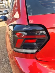 Lanterna Traseira Esquerda Volkswagen Polo 2023 a 2026