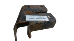 Suporte Do Feixe De Mola Traseiro Chevrolet Blazer S10 1996