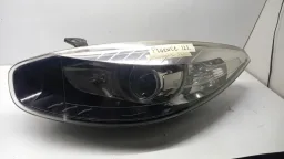 Farol Esquerdo Fluence 2011 a 2018 Masc Negra C/ Xenon