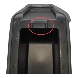 CONSOLE CENTRAL PAJERO SPORT 1998 A 2006 MR471857 DETALHE