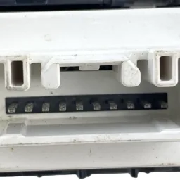 Moldura Interna Comando Ar Hilux Sw4 2017 2018 A 2021 75H843