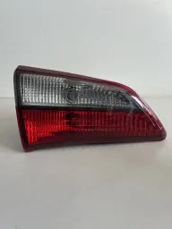 Lanterna Tampa Esquerda Hb20 Hatch Fumê 2013 A 2019