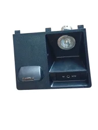MOLDURA AUX E ACENDEDOR BMW X6 2008/2014