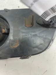 MOLDURA FAROL MILHA ESQUERDA CIVIC 2012 À 2016