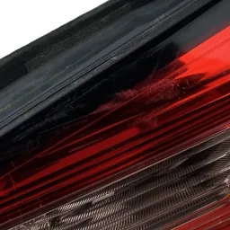 Lanterna Tampa Traseira Direita Honda HR-V 2015 a 2018