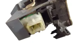 FECHADURA DIANTEIRA DIREITA VW SANTANA 1991/2006