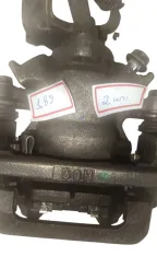 pinca traseira esquerda mitsubishi outlander 2017 2018 2019 4605A263