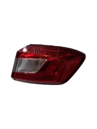Lanterna traseira direita cruze 2017 a 2023 sedan (canto)