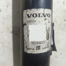 amortecedor traseiro esquerdo volvo xc40 2021 2022 2023 2024 32283224 32221648 31476295 32221555 31658427