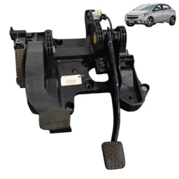 pedaleira pedal freio embreagem gm chevrolet onix 2019