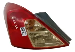 Lanterna Traseira Esquerda Nissan Versa 2012 A 2018