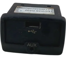 Entrada Usb Auxiliar Console Fiat Uno Way 2015 2016