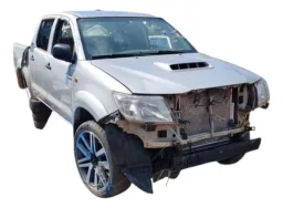 Cabine Lataria Hilux 2014 Com Portas E Frente Prateado