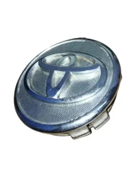 CALOTINHA CENTRAL PRATEADO RODA TOYOTA