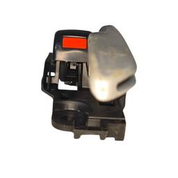 MAÇANETA INT. DIANT/TRAS DIR RAV4 CAMRY COROLLA CROSS 2018/