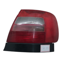 LANTERNA TRASEIRA DIREITA AUDI A4 TURBO 1.8 94 /01 8d0945096