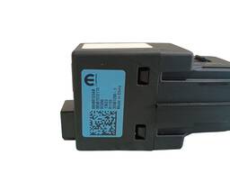 ENTRADA USB AUXILIAR FASTBACK PULSE 2020 A 2025