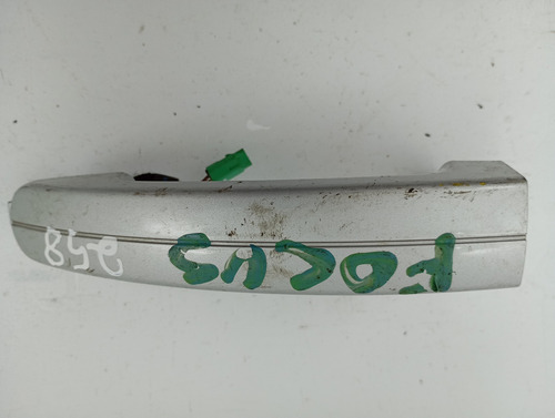 Maçaneta Externa Traseira Ld Ford Focus 14/18 Usado 