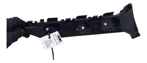 GUIA DO PARA-CHOQUE TRASEIRO DIREITO FORD/KA 2014/2023