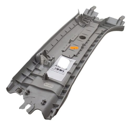 ACABAMENTO COLUNA CENTRAL SUPERIOR DIREITO AMAROK