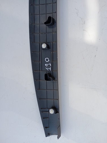 ACABAMENTO PORTA MALAS I30 14/17 USADO 