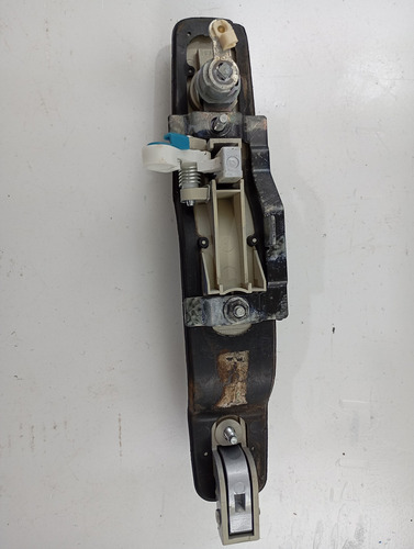 MAÇANETA EXTERNA DIANTEIRA LD SSANGYONG REXTON 2010 USADO