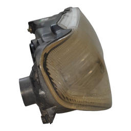 FAROL DIREITO PAJERO IO E TR4 98 A 06 SIMILAR COM DETALHE