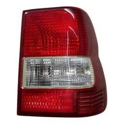 LANTERNA DIREITA PAJERO TR4 2003 A 2006 (SIMILAR) 