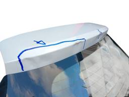 TAMPA TRASEIRA KICKS 2022 2023 2024/ (DETALHE)