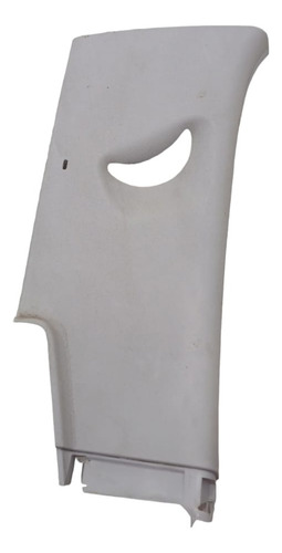 Acabamento Coluna Traseira Superior Esquerda Amarok