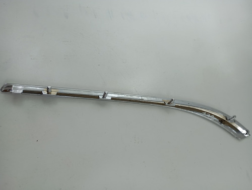 FRISO PARACHOQUE DIAN. LD GM OMEGA 93/98 USADO PARALELO 