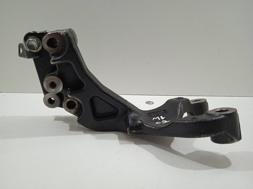 Suporte Bomba Hidráulica Toyota Hilux 2.8 2016 Usado 