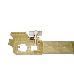 SUPORTE MÇANETA PORTA D.E KIA CERATO 2009